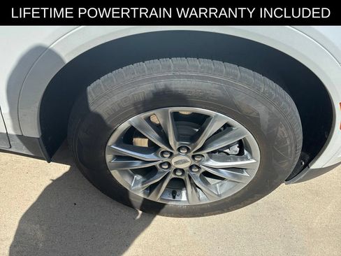 Used 2021 Cadillac XT5 Premium Luxury w/ LPO, Floor Liner Package FWD image 14