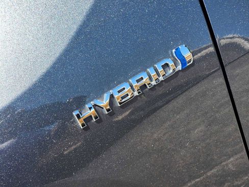 Used 2020 Toyota RAV4 Limited AWD/4WD image 10