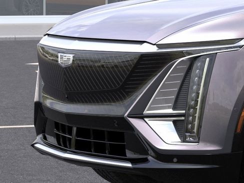 New 2025 Cadillac Lyriq Luxury image 13