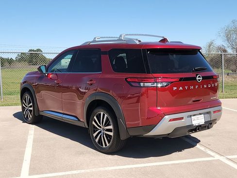 Certified 2024 Nissan Pathfinder Platinum image 13