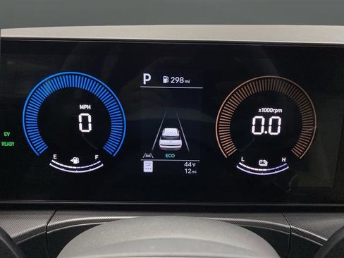 New 2026 Hyundai Santa Fe SE image 15