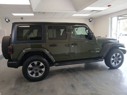 Used 2021 Jeep Wrangler Unlimited Sahara w/ Safety Group AWD/4WD image 8