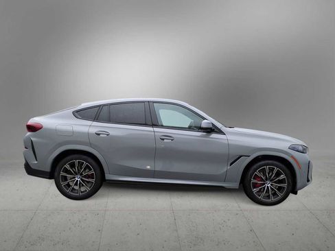 New 2026 BMW X6 xDrive40i image 9