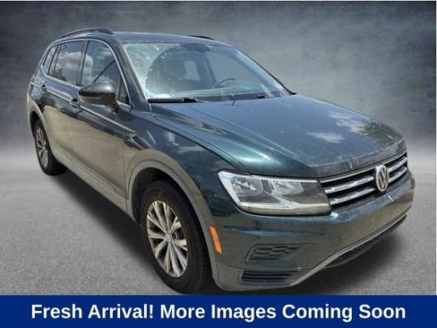 Used 2019 Volkswagen Tiguan SE FWD image 1