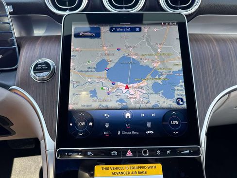 New 2026 Mercedes-Benz GLC 300 image 11