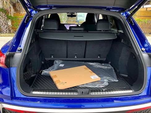 New 2026 Audi SQ5 Premium Plus AWD/4WD image 15