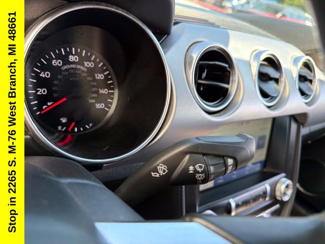 Used 2022 Ford Mustang Premium RWD image 37