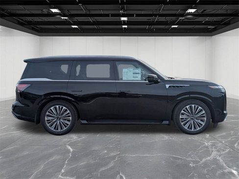 New 2026 INFINITI QX80 Luxe w/ Cargo Package image 6