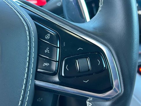 Used 2025 Chevrolet Corvette Stingray Premium Cpe w/ 3LT image 16