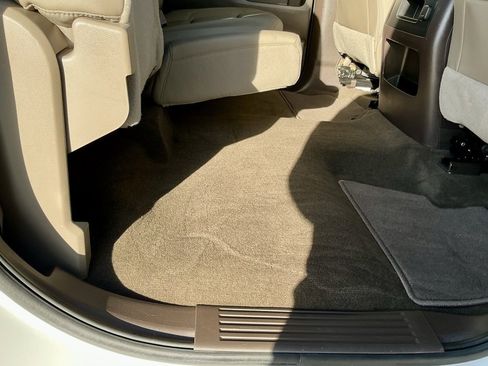 Used 2017 GMC Sierra 1500 SLT w/ SLT Premium Package image 26