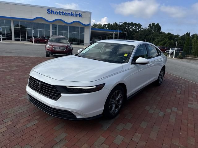 Certified 2024 Honda Accord EX image 32