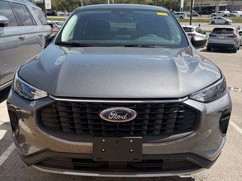 Used 2025 Ford Escape Active image 1
