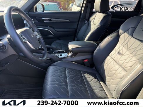 Used 2025 Kia Telluride SX Prestige X-Line image 4