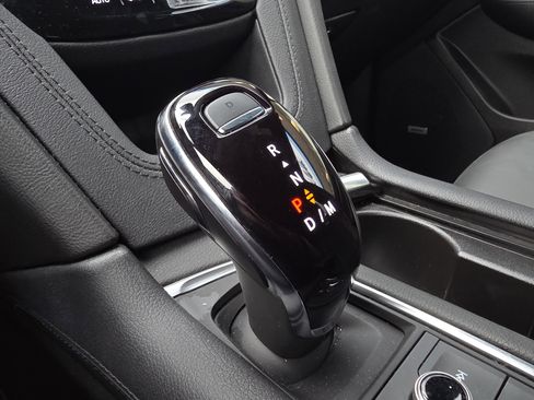 Used 2025 Cadillac XT5 Premium Luxury image 26