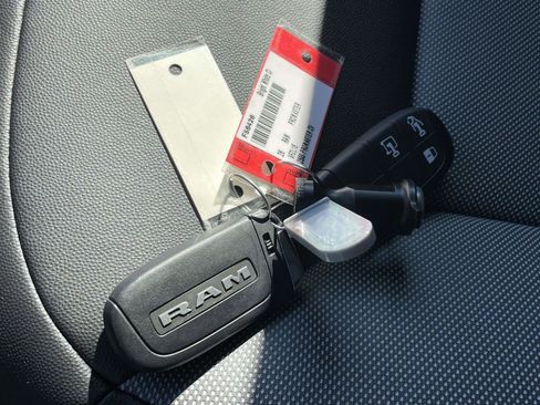 New 2026 RAM ProMaster 2500 w/ Convenience Group image 31