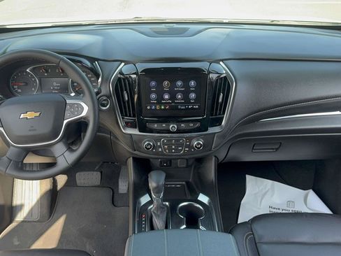 Used 2023 Chevrolet Traverse LT AWD/4WD image 11