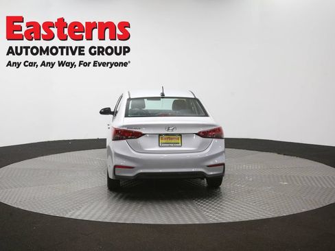Used 2022 Hyundai Accent SEL FWD image 39