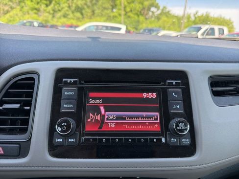 Used 2021 Honda HR-V LX image 20