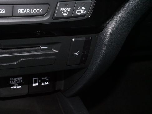 Certified 2022 Honda Pilot Touring image 28