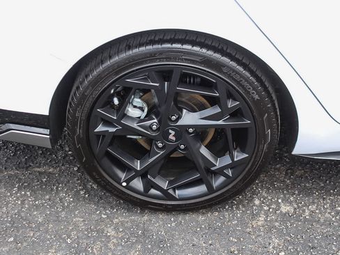 Certified 2025 Hyundai Elantra N Line FWD image 11