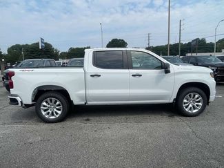 New 2026 Chevrolet Silverado 1500 Custom AWD/4WD video 2