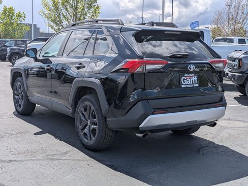 Used 2022 Toyota RAV4 Adventure AWD/4WD image 8