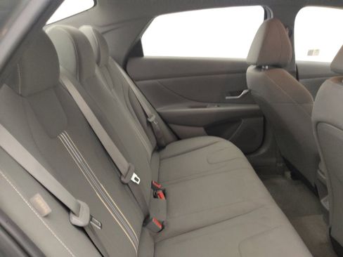 Used 2024 Hyundai Elantra SEL image 19