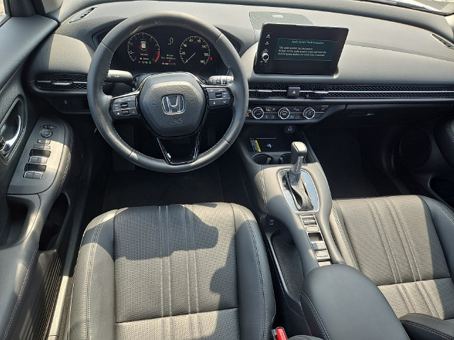 Used 2024 Honda HR-V EX-L image 11