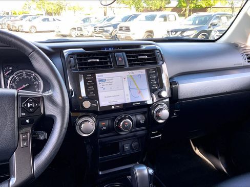 Used 2021 Toyota 4Runner Venture w/ Moonroof Package image 7