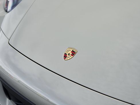 Used 2022 Porsche 911 Carrera S image 8