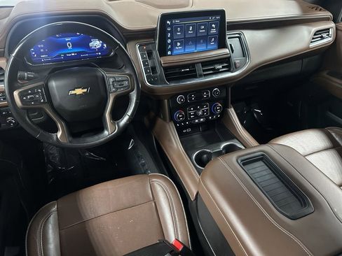 Used 2023 Chevrolet Suburban High Country AWD/4WD image 12