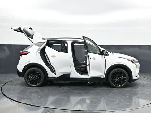 New 2027 Chevrolet Bolt RS FWD image 42