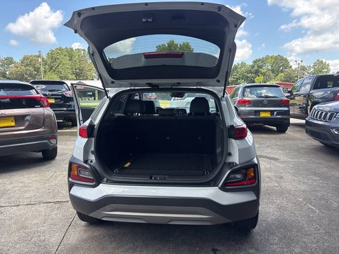 Used 2020 Hyundai Kona Limited w/ Cargo Package FWD image 19