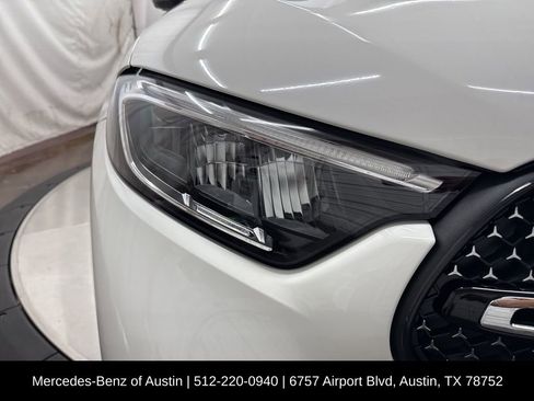 Certified 2025 Mercedes-Benz GLC 300 image 11