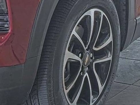 Used 2025 Chevrolet TrailBlazer LT AWD/4WD image 9