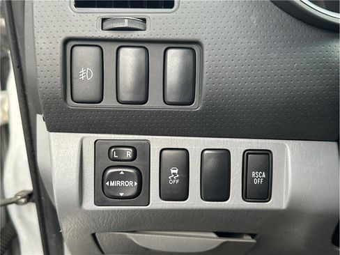 Used 2012 Toyota Tacoma 4x4 Double Cab image 25