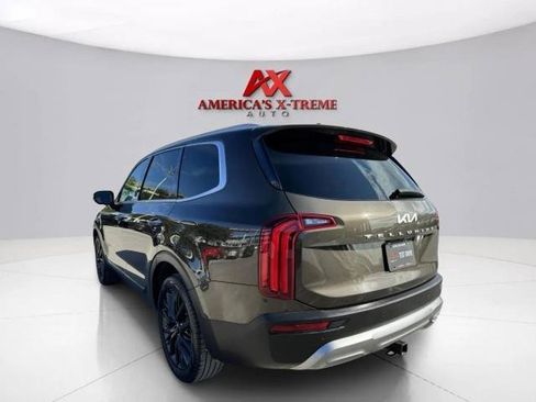 Used 2022 Kia Telluride SX FWD image 4