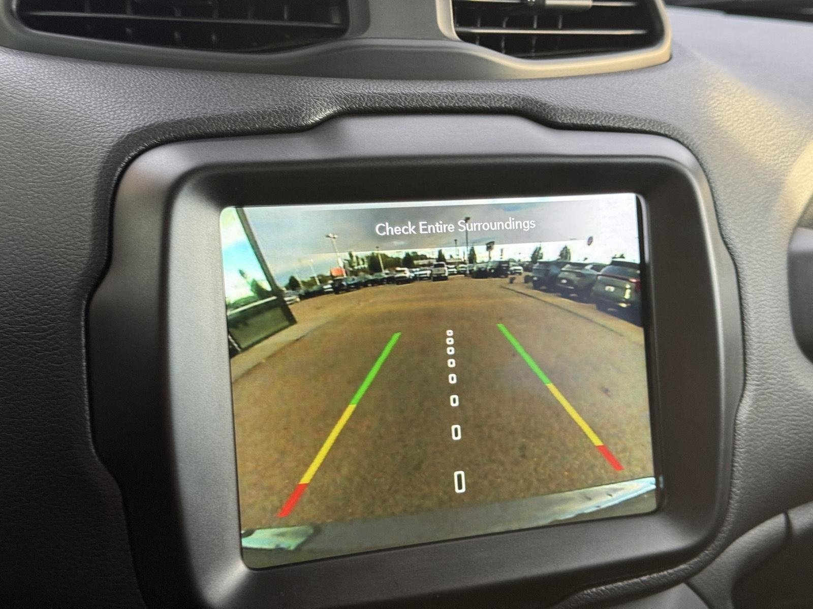 Used 2022 Jeep Renegade Limited AWD/4WD image 35