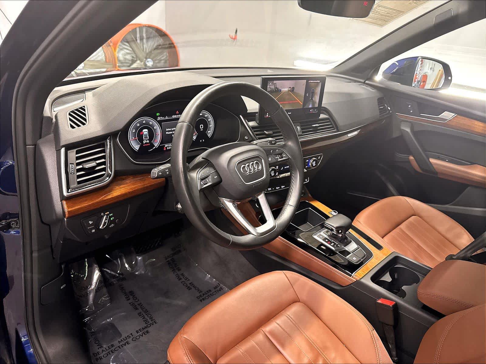 Used 2023 Audi Q5 2.0T Premium Plus AWD/4WD image 16