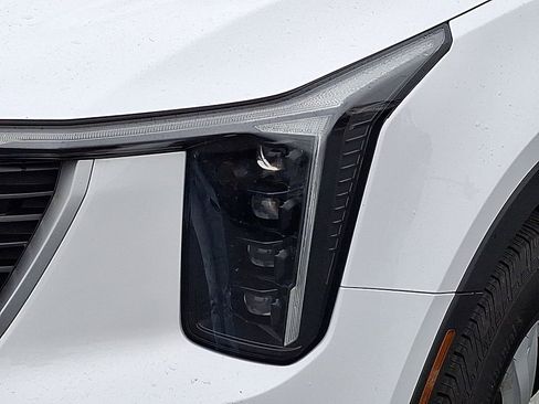 Certified 2025 Kia Sorento LX FWD image 10