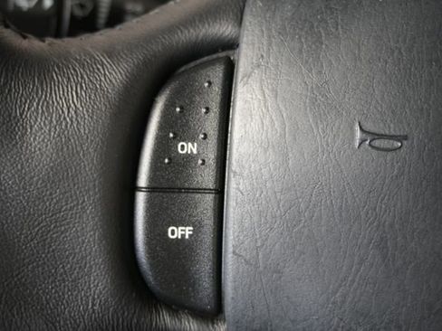 Used 2000 Ford F150 Harley-Davidson RWD image 13