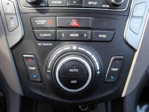 Used 2017 Hyundai Santa Fe Sport w/ 2.0T Ultimate Tech Package 05 AWD/4WD image 25