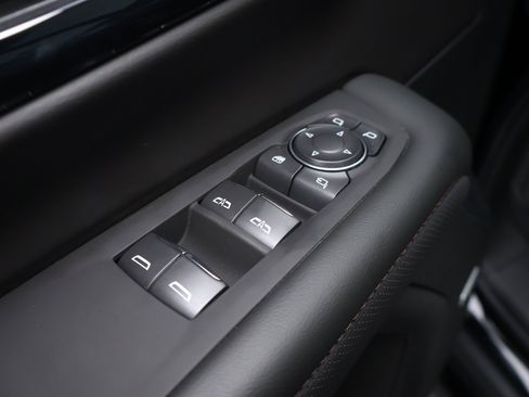 New 2026 Chevrolet Tahoe High Country AWD/4WD image 8
