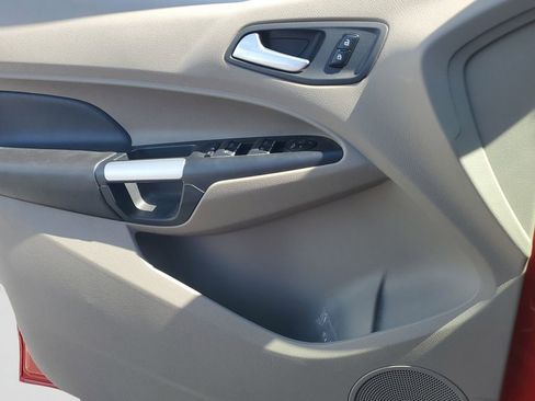 Used 2016 Ford Transit Connect Titanium image 24