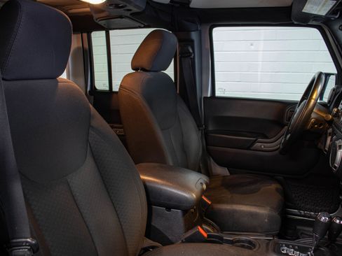 Used 2016 Jeep Wrangler Unlimited Sport w/ Quick Order Package 24S image 17