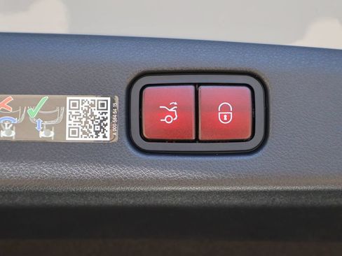 Certified 2024 Mercedes-Benz E 450 4MATIC Sedan image 17