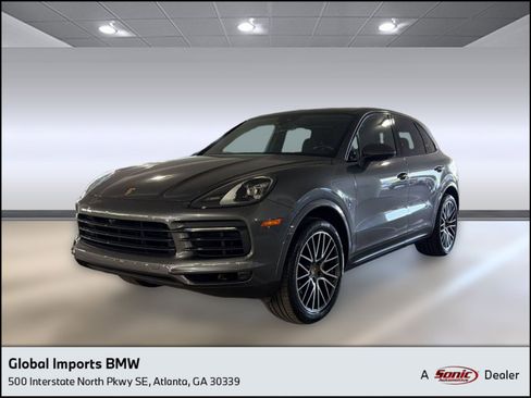 Used 2019 Porsche Cayenne AWD/4WD image 1
