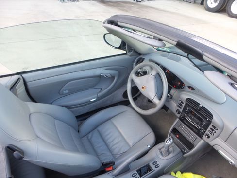 Used 2005 Porsche 911 Cabriolet image 99