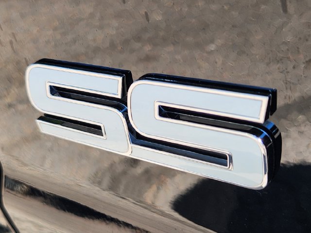 Used 2007 Chevrolet Monte Carlo SS w/ Silver Rally Stripe Package FWD image 10
