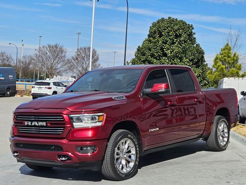 Used 2024 RAM 1500 Laramie image 3
